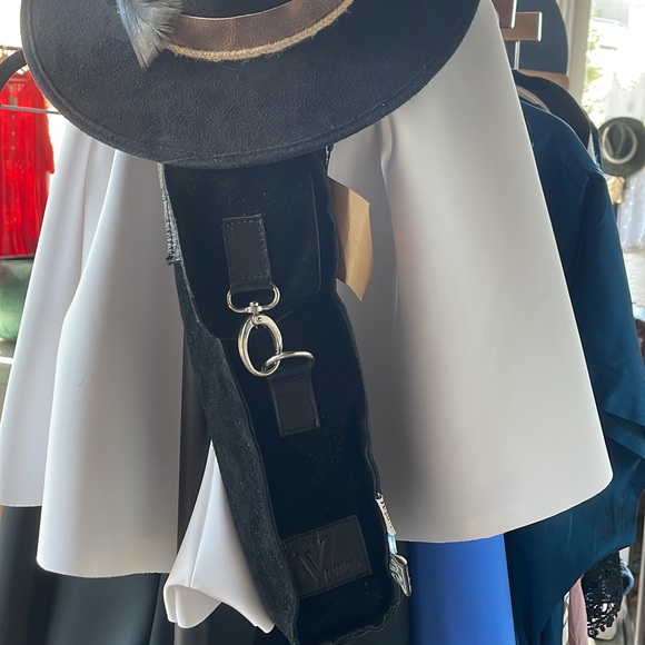 Leather bag for any bottle it’s my brand Thankyou for your support - Picture 1 of 2